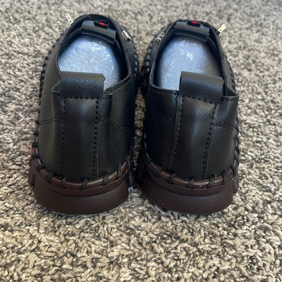 NWT shoes soft sole black stretchy laces bling tip size 42 (mens 9 or womens 10) - Picture 12 of 17